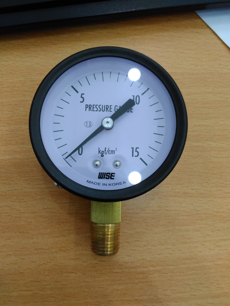 ĐỒNG HỒ ĐO ÁP SUẤT 15 Kgf/cm2